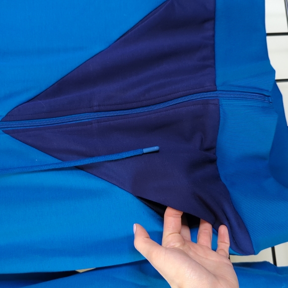 Thrive Societe Colorblock Hoodie - Picture 2 of 3